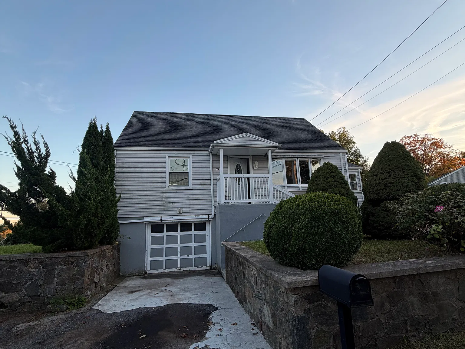 3 bed, 1388 sqft, $3,000 — Photo 1