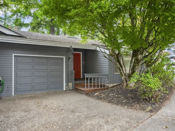 14362 Sherbrook Pl, Lake Oswego, OR 97035