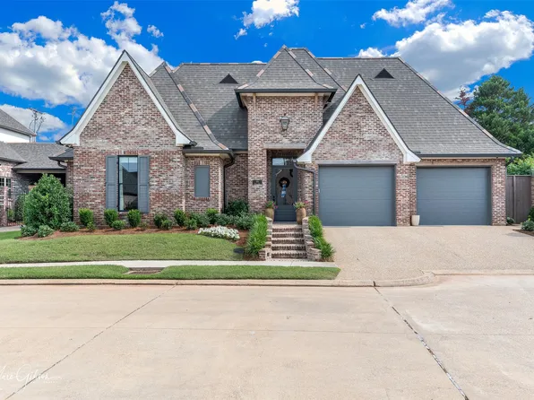 104 Vieux Carre, Bossier City, LA 71111