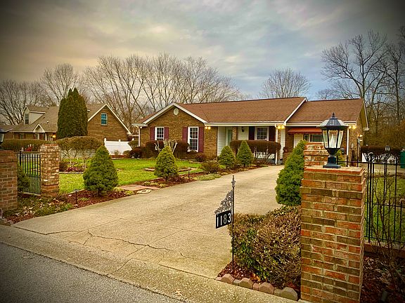 2nd image of 1183 Woodbridge Dr