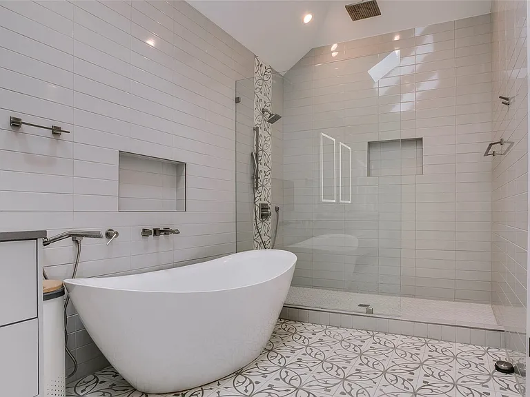 2045 Marydale Dr — Photo 27
