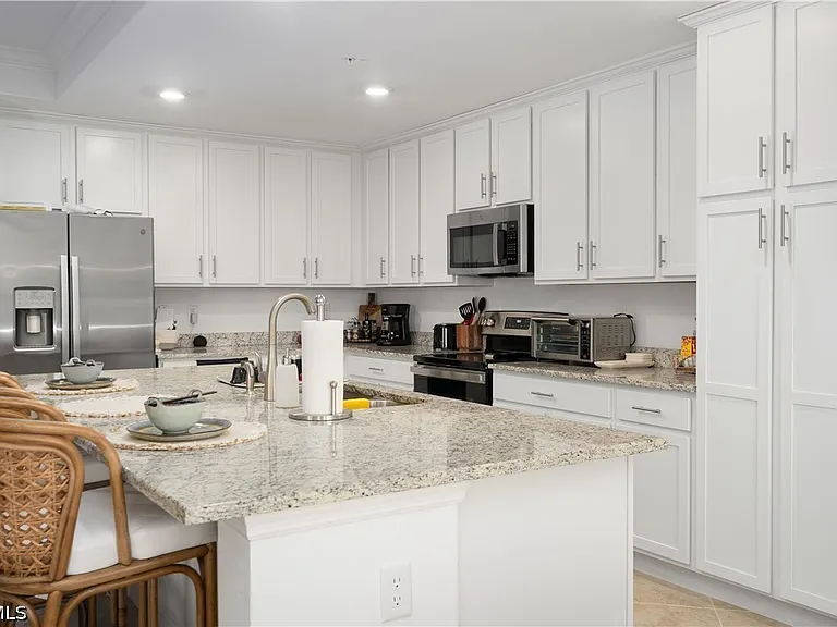 43030 Greenway Blvd #417 — Photo 11