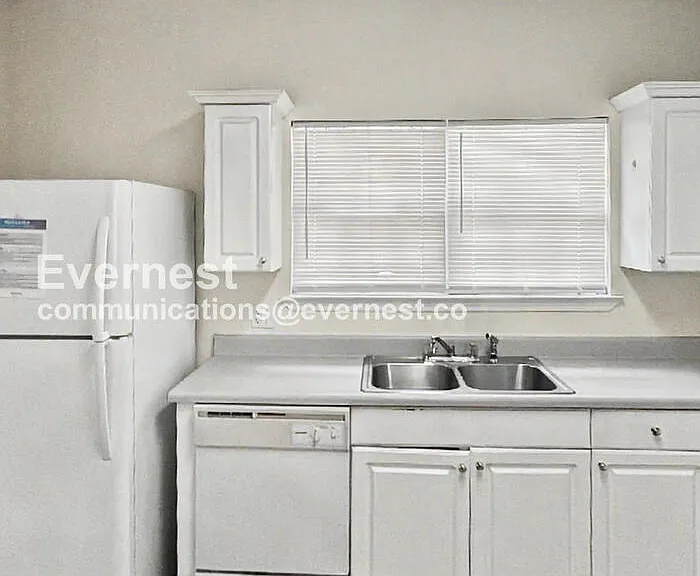 6699 Sunset Hills Blvd — Photo 7