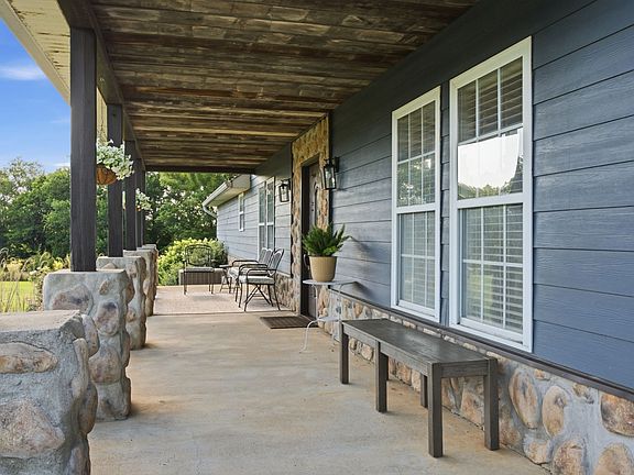 5th image of 1002 Larkspur Meadows Ln
