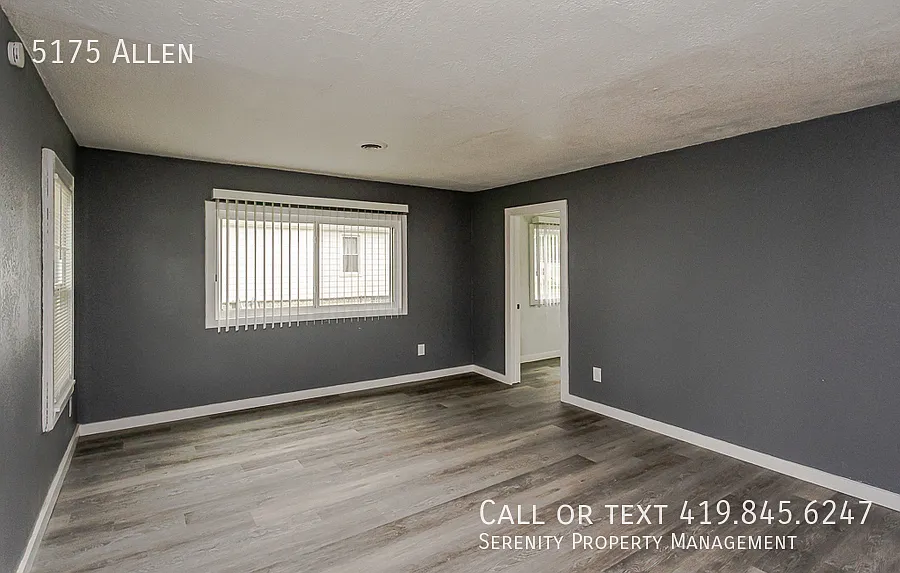 Step Into Summer in Your Beautifully Remodeled New Home! — Photo 4