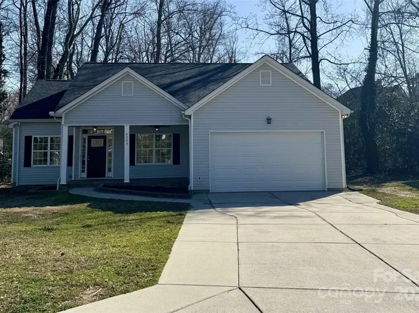 6203 Hanna Ct, Charlotte, NC 28212