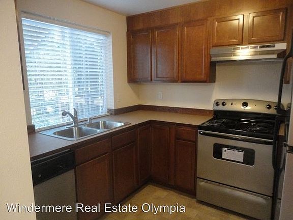2nd image of 4510 6th Ave NE APT B