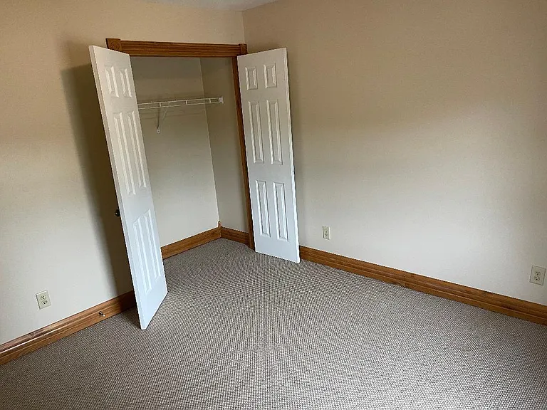 1776 Kauffman Ave — Photo 6