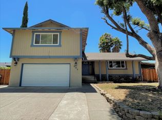 385 Woodside Cir, Vacaville, CA