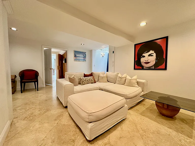 81 Lee Ave — Photo 33