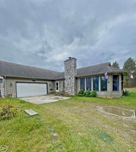 7171 Hewitt Rd, Jeddo, MI, 48032