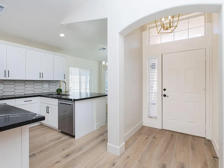23554 N 73rd Pl — Photo 8