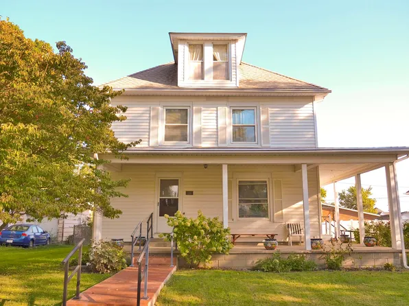 103 E Peterson St, Otterbein, IN 47970