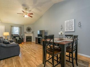 9011 Barbee Ln, Knoxville, TN 37923