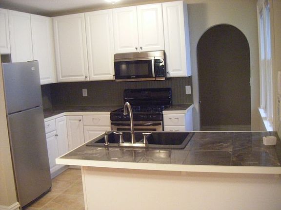 3rd image of 1768 Juliet Ave