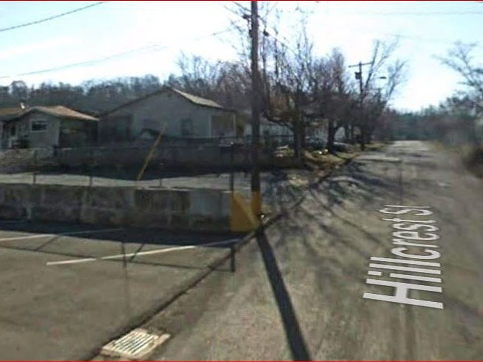 1st image of 211 Hillcrest St Unit 3