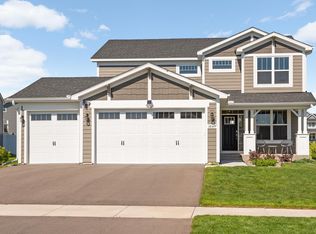 18377 Grasshopper Dr, Lakeville, MN 55044