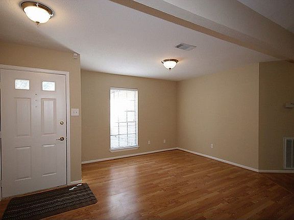4th image of 5 N White Pebble Ct