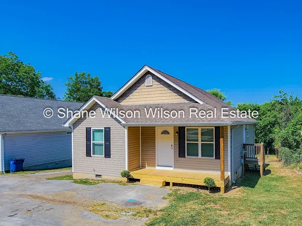 110 2nd St, Rossville, GA 30741