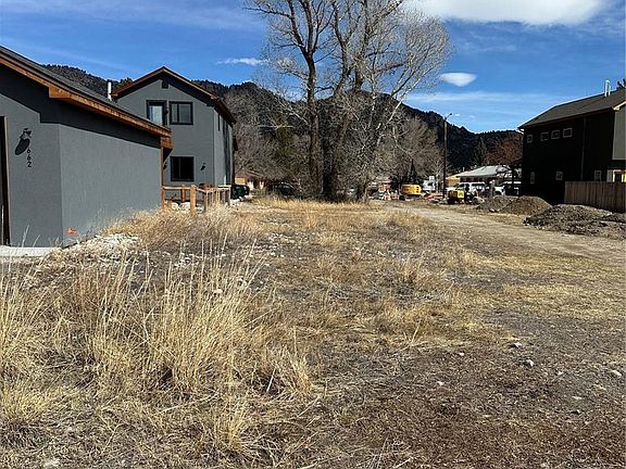 2nd image of 668 S Gunnison Avenue LOT 33