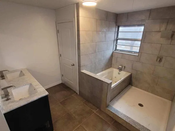 114 NE Babbit St, Lawton, OK 73507