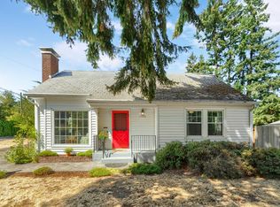11282 SE Pine Ct, Portland, OR 97216