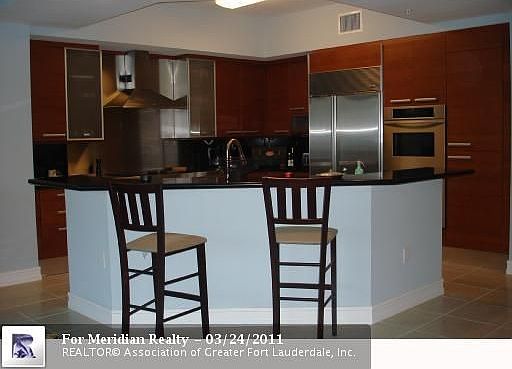 3rd image of 701 SE 21st Ave APT 207