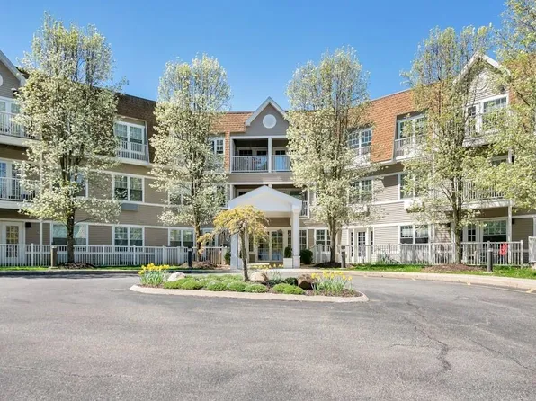311 Sutton Drive #311, Mount Kisco, NY 10549