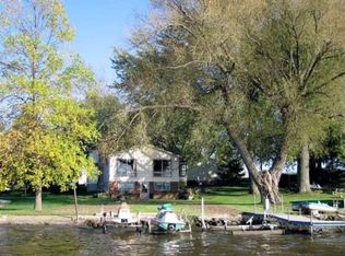 N5075 Lake Dr, Hustisford, WI 53034