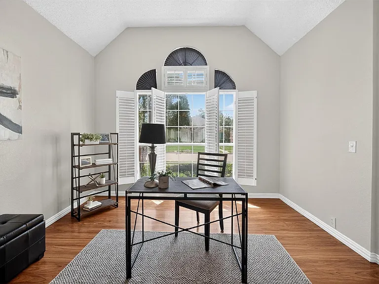 4729 Bull Run Dr — Photo 3