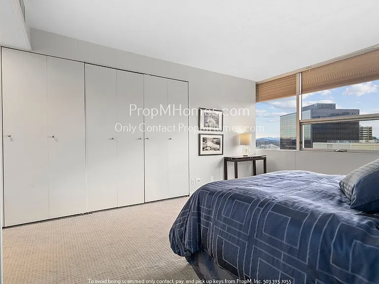 1500 SW 5th Ave #1604 — Photo 9