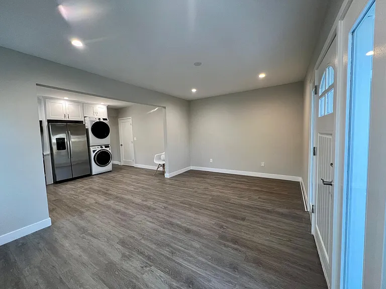 4701 9th Ave #4701 — Photo 7