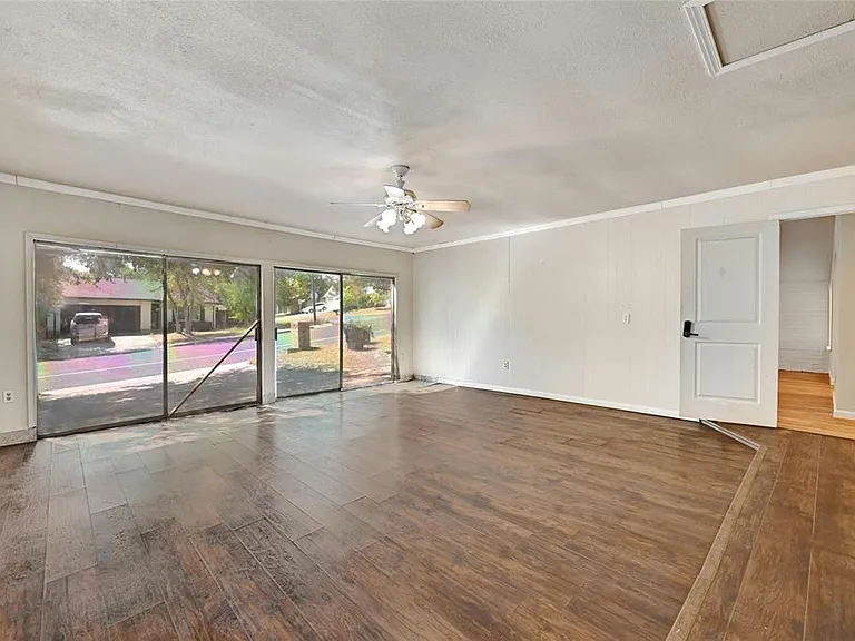 3312 Plantation Rd — Photo 8