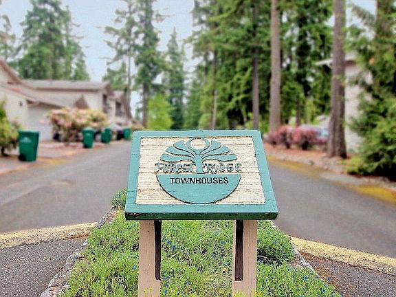 There's even a private RV/Boat storage parking lot JUST for the Forest Ridge Homeowners to use for a