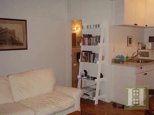 Rented by Halstead Real Estate | media 6