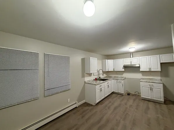 11 Seymour Ln #2, Medford, NY 11763