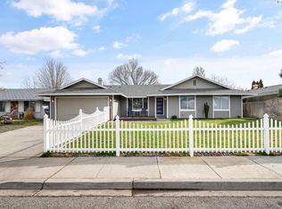 426 N Louisiana St, Kennewick, WA