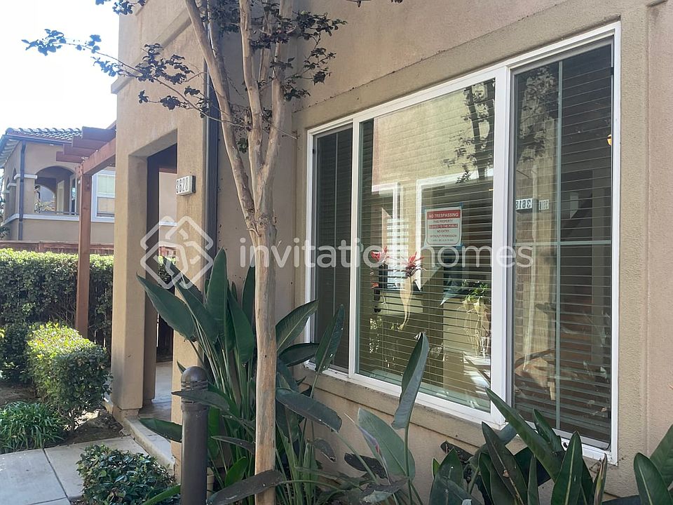 1st image of 3628 W Luther Ln