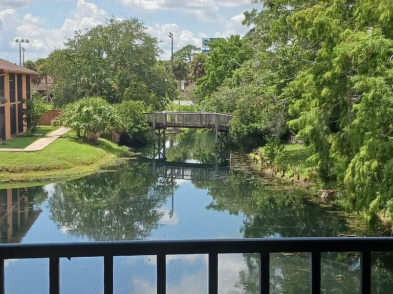 Village at Indigo Lakes Apts. — Photo 10