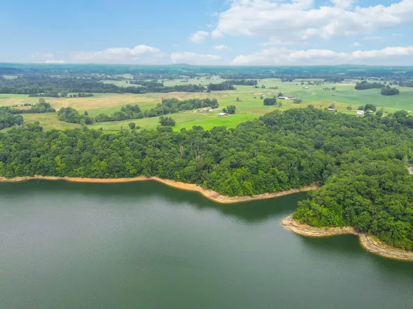 75 Fishing Creek Ln, Nancy, KY 42544