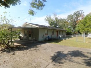 6261 SE Baseline Rd, Belleview, FL 34420