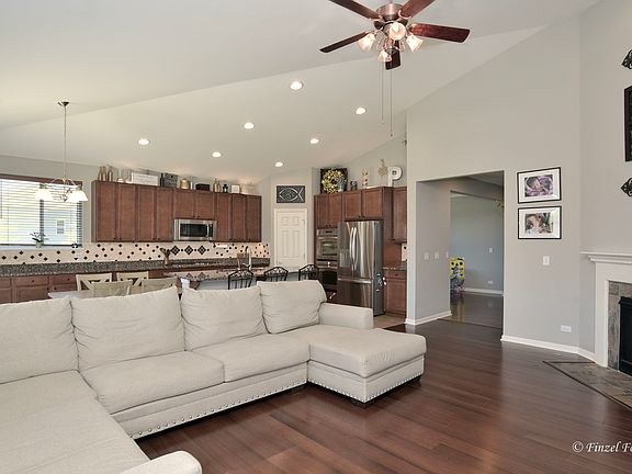 4th image of 11474 Richmond Ln