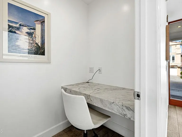 3373 Ocean Dr — Photo 52