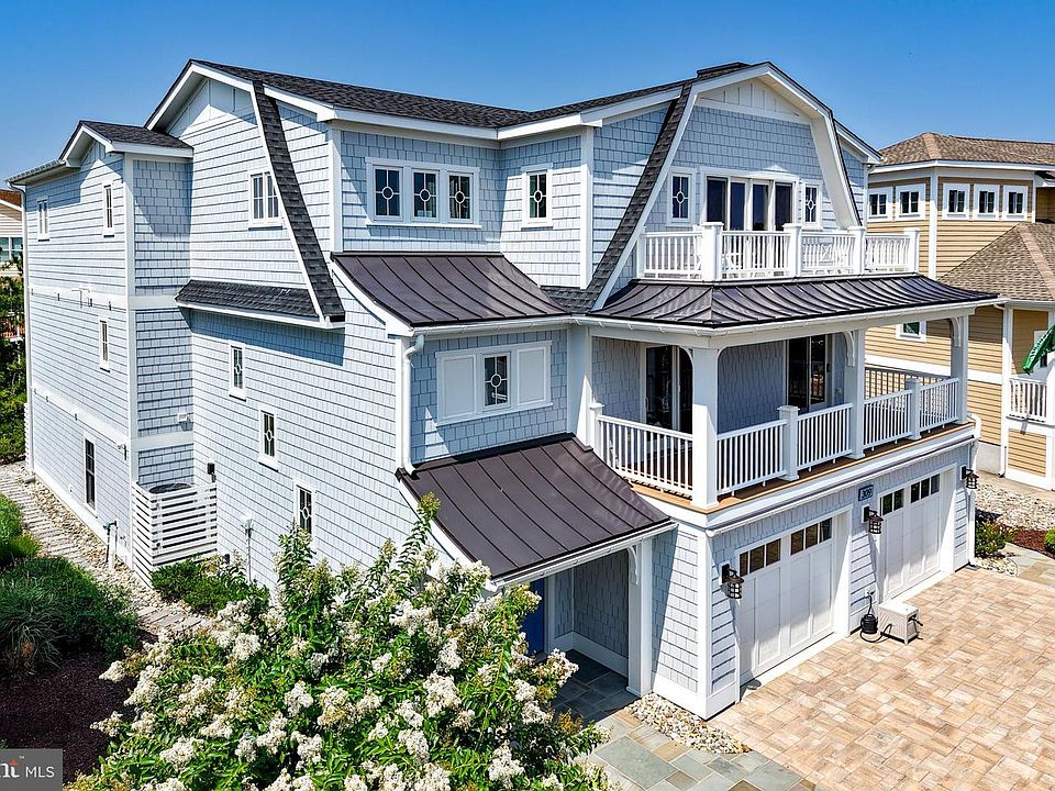 1st image of 309 W Cape Shores Dr