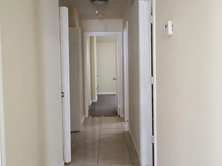 2112 Davis St — Photo 18