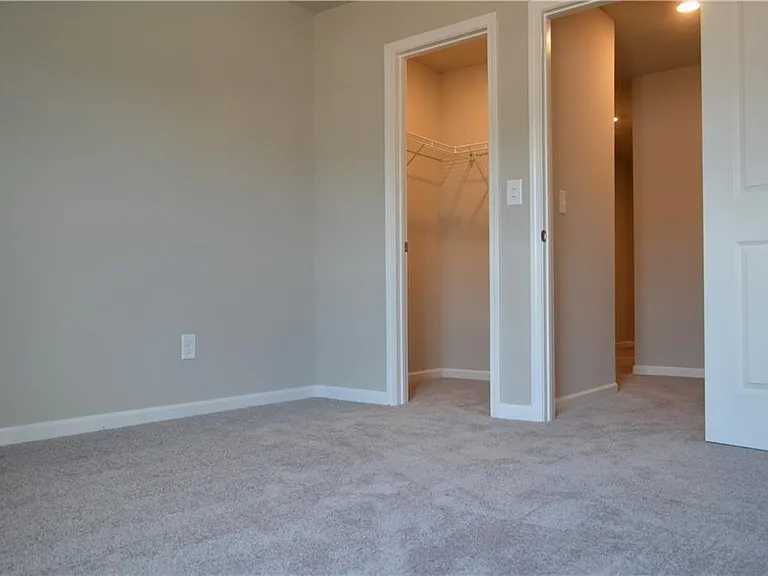 5348 Fox Hill Ln — Photo 13