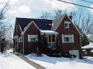 4024 Palisades Dr, Weirton, WV 26062