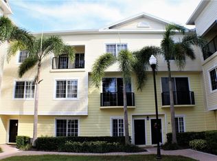 9875 Meadow Field Cir, Tampa, FL 33626