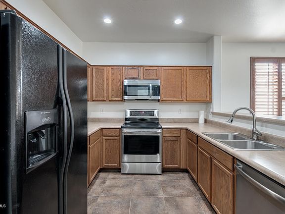3rd image of 7330 W Saint Charles Ave