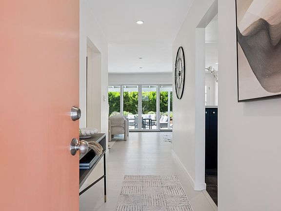 4th image of 12 Echo Avenue